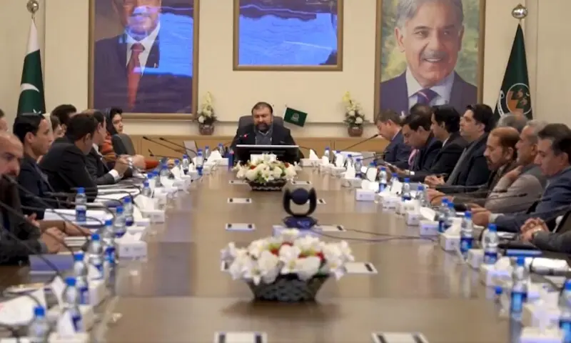 Balochistan CM reviews performance of provincial departments