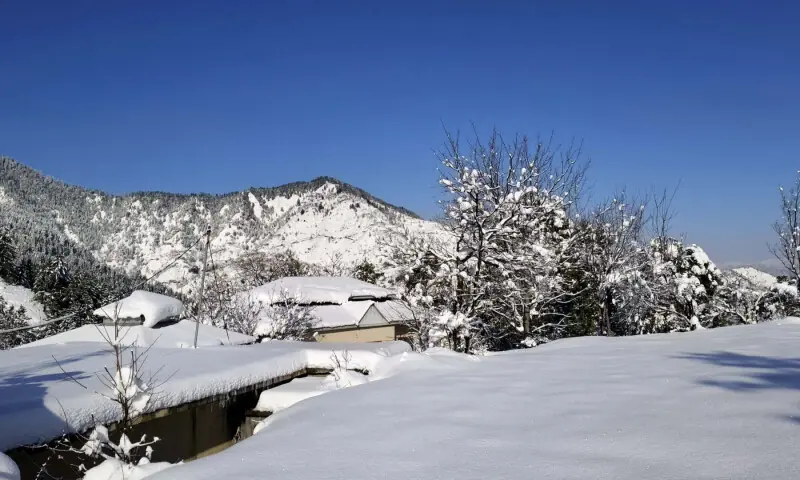 Body of social media influencer recovered from snow in Mansehra’s Oghi