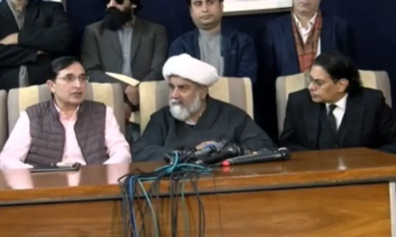 PTI demands meeting between Imran and his family amid reports of ex-premier being taken to hospital