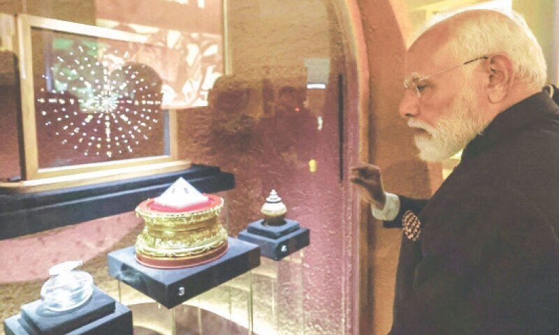 India unveils Buddha gems after century abroad