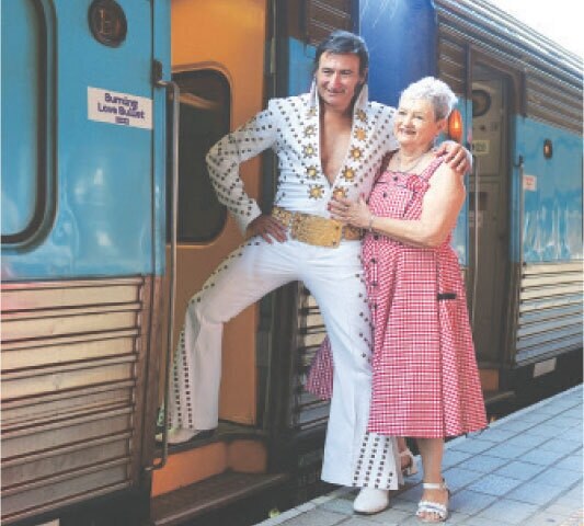 Presley-themed train departs for tribute festival