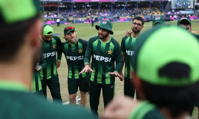 Pakistan win toss, choose to field in T20 World Cup thriller with arch-rivals India