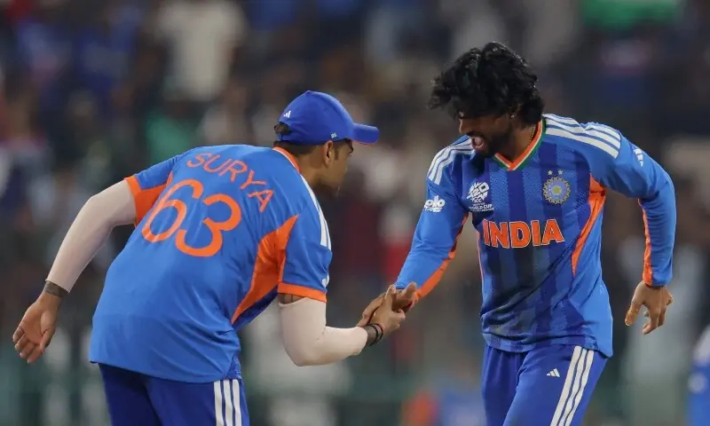 Indian players celebrate after win against Pakistan. &mdash; AFP