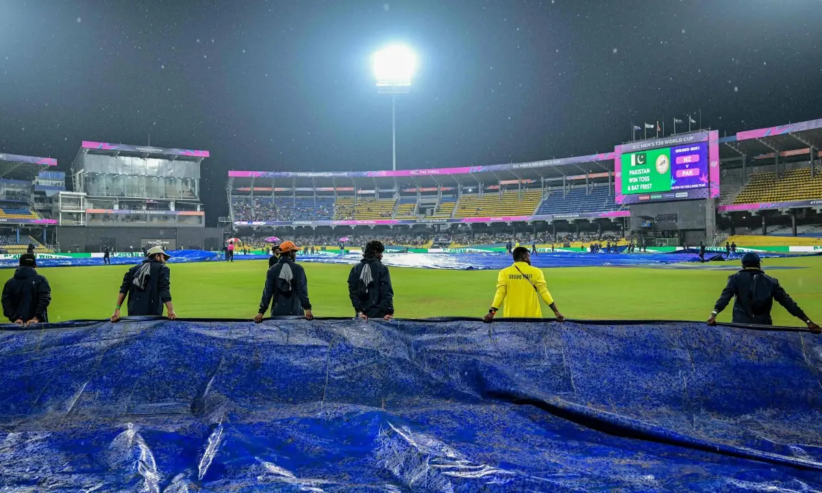 Rain Forces Abandonment of Pakistan-New Zealand Super Eight Clash