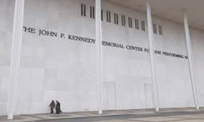 Trump closes Kennedy Centre arts complex for two years