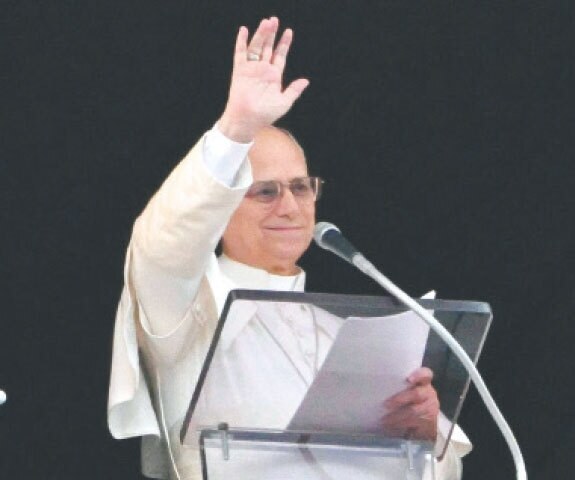 ‘Rogue’ Catholic traditionalists risk showdown with Vatican