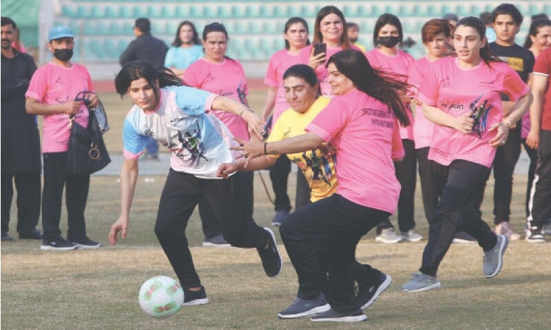Sports gala held for transgender persons in Peshawar