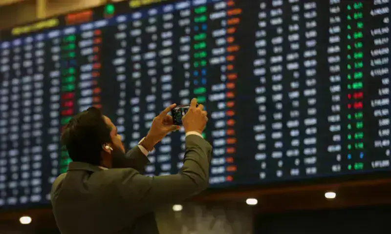 KSE-100 crashes over 12,000 points as region reels from Iran-Israel conflict – Business KSE-100 crashes over 12,000 points as region reels from Iran-Israel conflict – Business