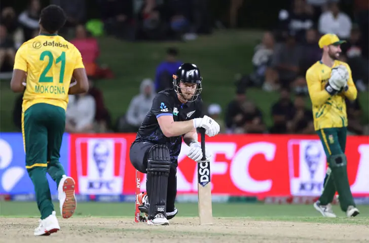 South Africa tear through NZ to win first T20