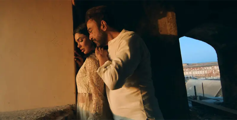 Sara Loren and Shaan Shahid in Bullah