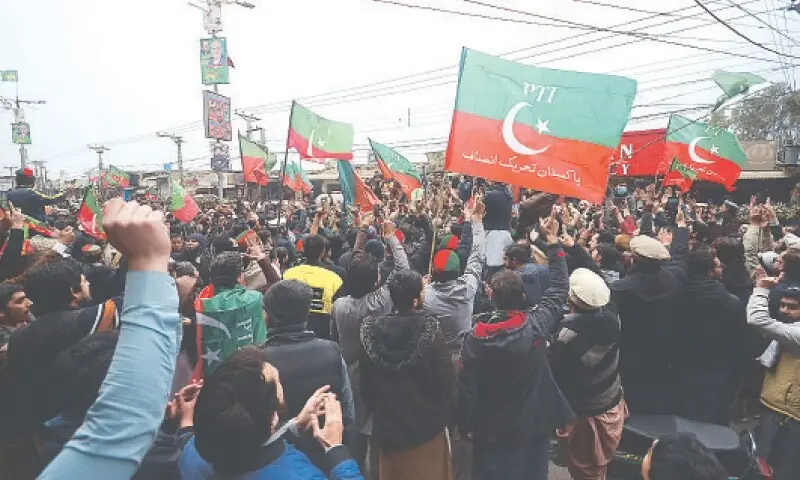 PTI workers protest Ramazan Package ‘irregularities’ in Charsadda PTI workers protest Ramazan Package ‘irregularities’ in Charsadda