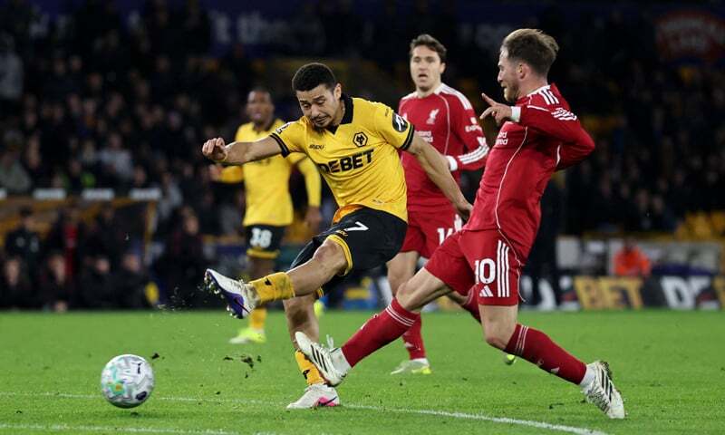 Wolves stun Liverpool with late winner as Everton secure crucial home victory