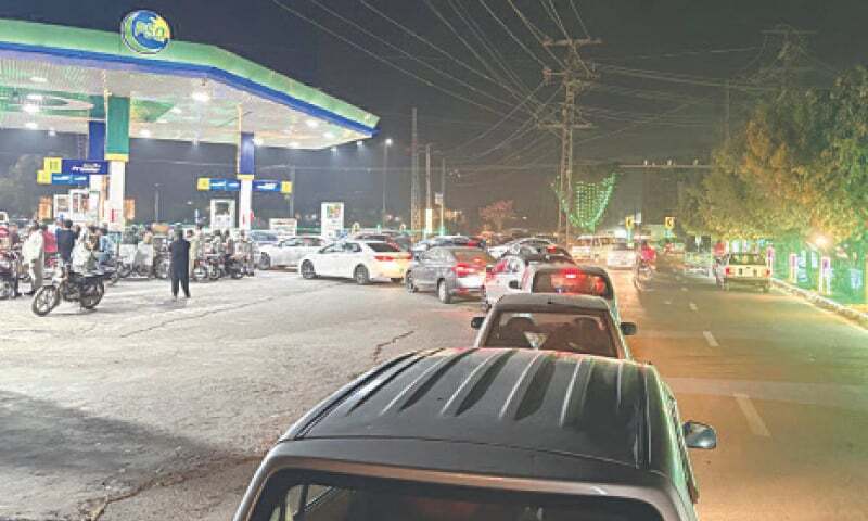Punjab government launches crackdown on petroleum hoarders after price hike