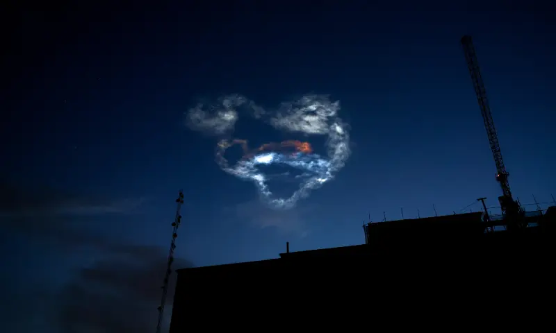 Traces of an Iranian missile attack in Tehran&rsquo;s sky, amid the US-Israeli conflict with Iran, in Tehran, Iran on April 3, 2026. &mdash; WANA via Reuters