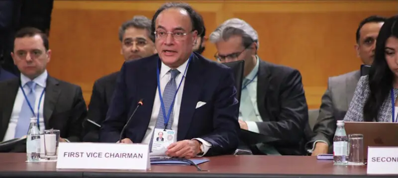 Pakistan explores financing options