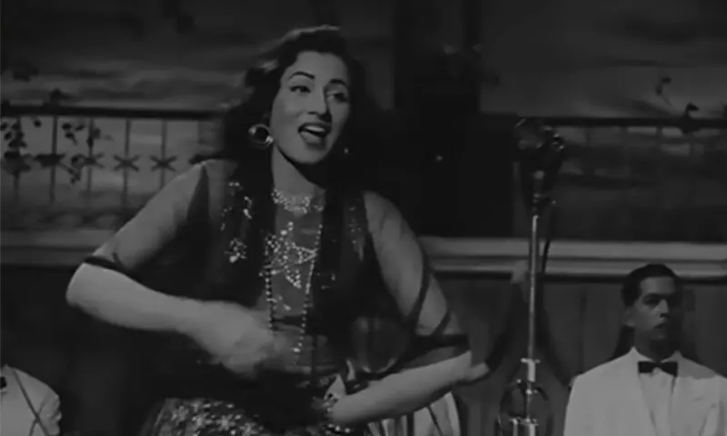 ‘Aaiye meherbaan’ from Howrah Bridge (1958)