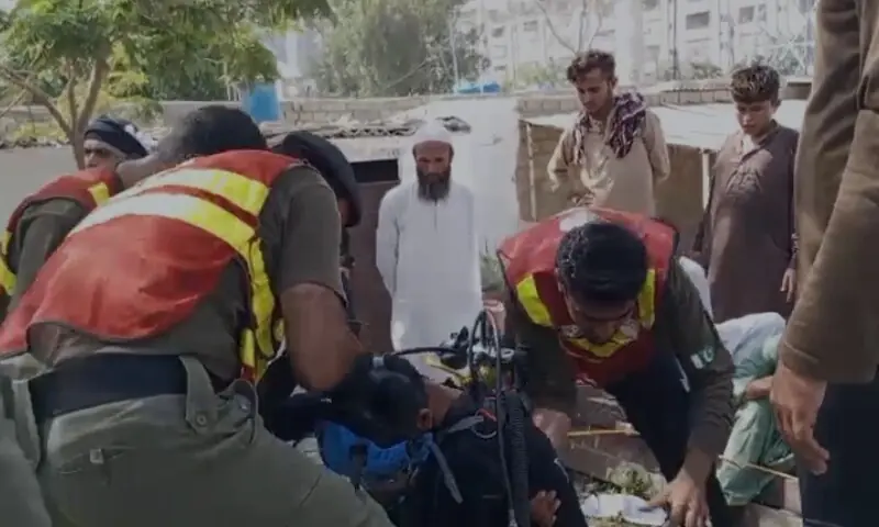 Operation to recover boy swept away while swimming in water line continues for 2nd day in Karachi