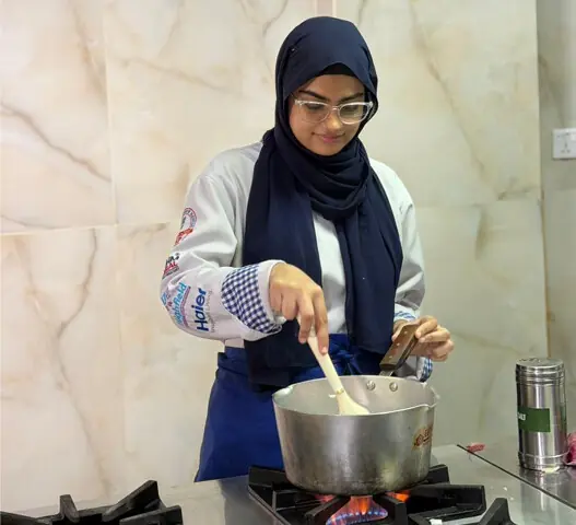  Hooria Sayeed cooking up a storm 