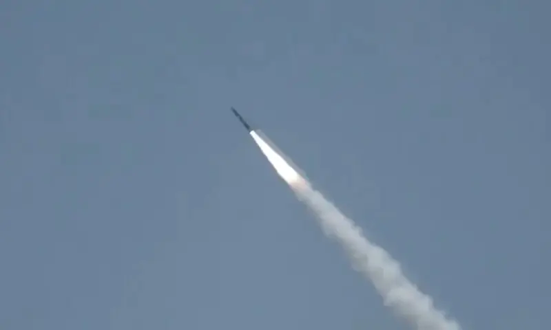 Pakistan successfully conducts training launch of Fateh-II missile system: ISPR