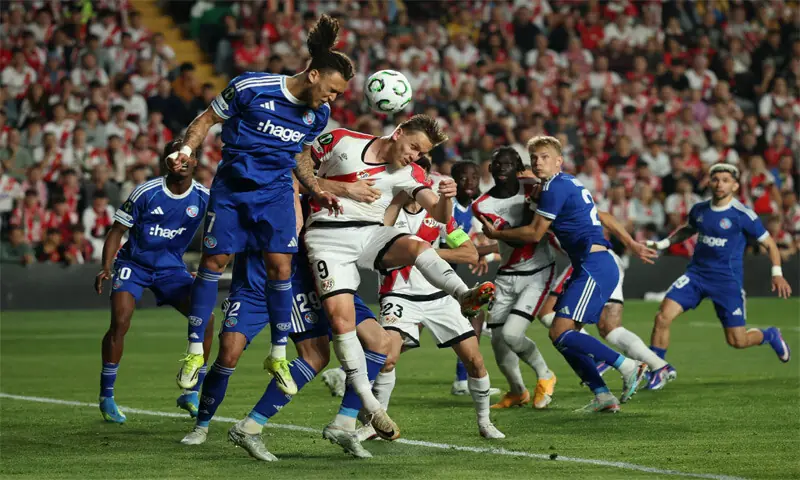  MADRID: Rayo Vallecano&rsquo;s Alemao (third L) heads to score against Strasbourg during their Conference League semi-final first leg at Vallecas Stadium.&mdash;Reuters 