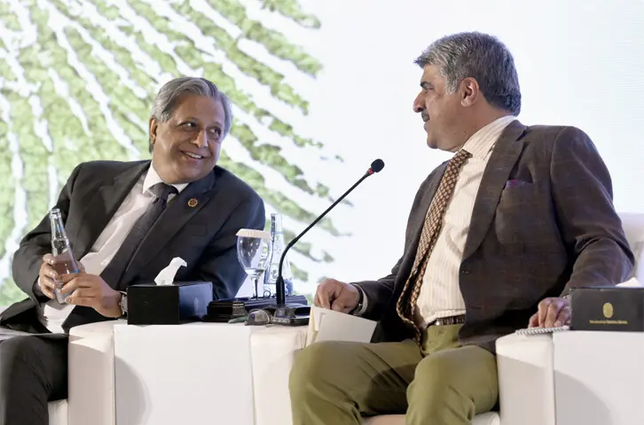  Law Minister Azam Nazeer Tarar and National Assembly Deputy Speaker Syed Ghulam Mustafa Shah in a light mood during the session &lsquo;Legislating Climate Action: From Policy to Enforcement&rsquo; on Wednesday. &mdash; White Star 
