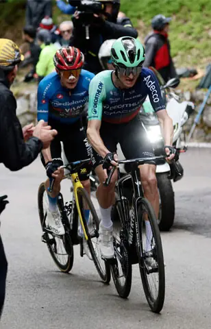 DECATHLON CMA CGM Team’s Austrian rider Felix Gall cycles in front of Team Visma Lease a Bike’s Jonas Vingegaard of Denmark during the ninth stage of the Giro d’Italia.—AFP