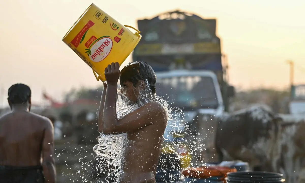 Hot weather on the cards during Eid as PMD predicts heatwave from May 25-31