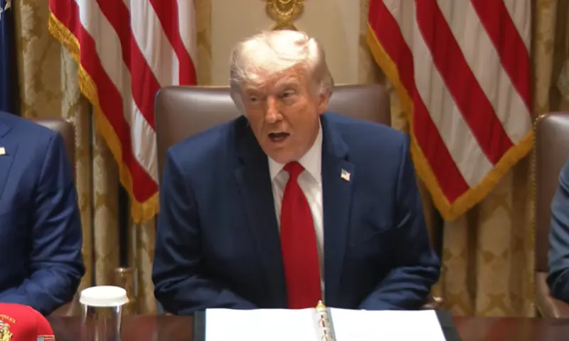 Trump cabinet looks forward to progress on Iran deal in 'coming hours, days'