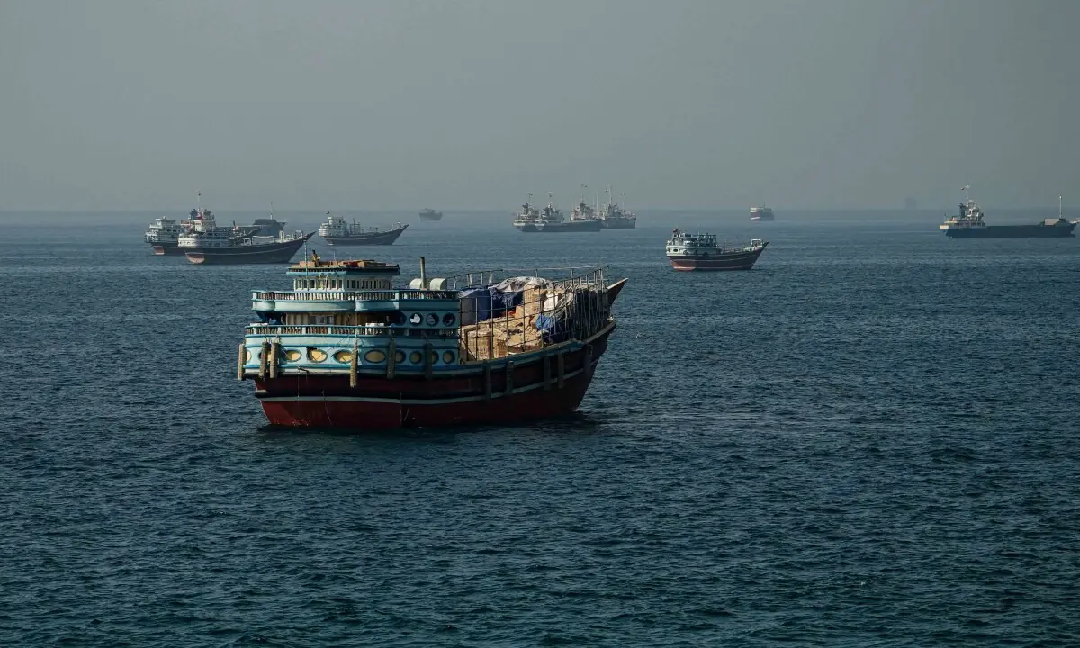 Iran, Oman discuss strait traffic after Trump threat