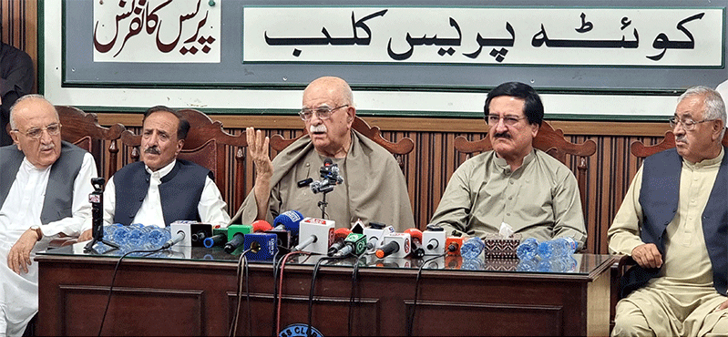 OPPOSITION leader Mehmood Khan Achakzai addresses a news conference at the Quetta Press Club.&mdash;PPI