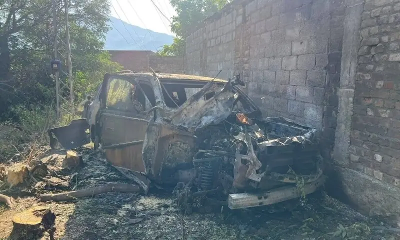 Transport leader injured in Swat armed attack; son among 3 killed
