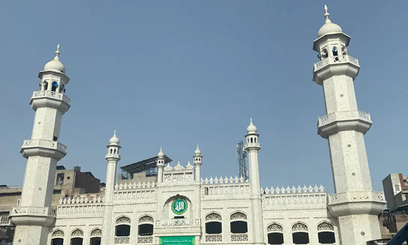 The front of the Jamia Mosque | Photo by the writer