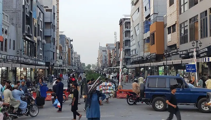 The barricaded entrance to Kutchery Bazaar after it was made a pedestrian zone | Photo by the writer