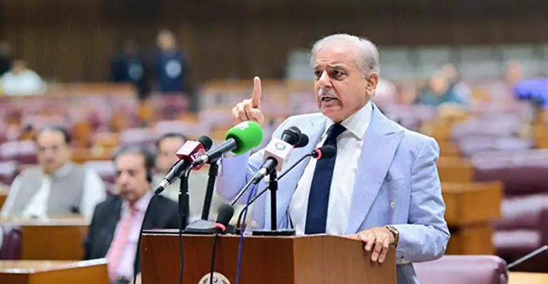 Prime Minister Shehbaz Sharif addresses the National Assembly&rsquo;s budget session.&mdash;APP 