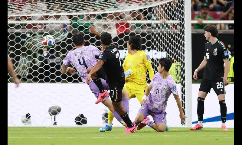 Co-hosts Mexico first team into World Cup knockout rounds