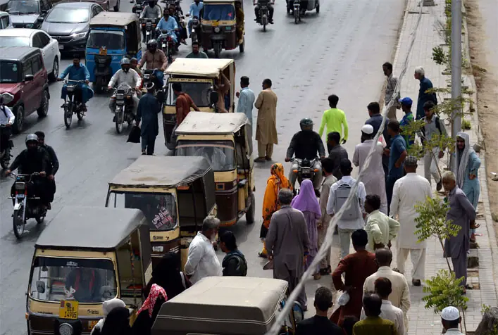 With Chingchis and extended rickshaws already banned, citizens are marooned on roads after public bus operators’ strike.—PPI