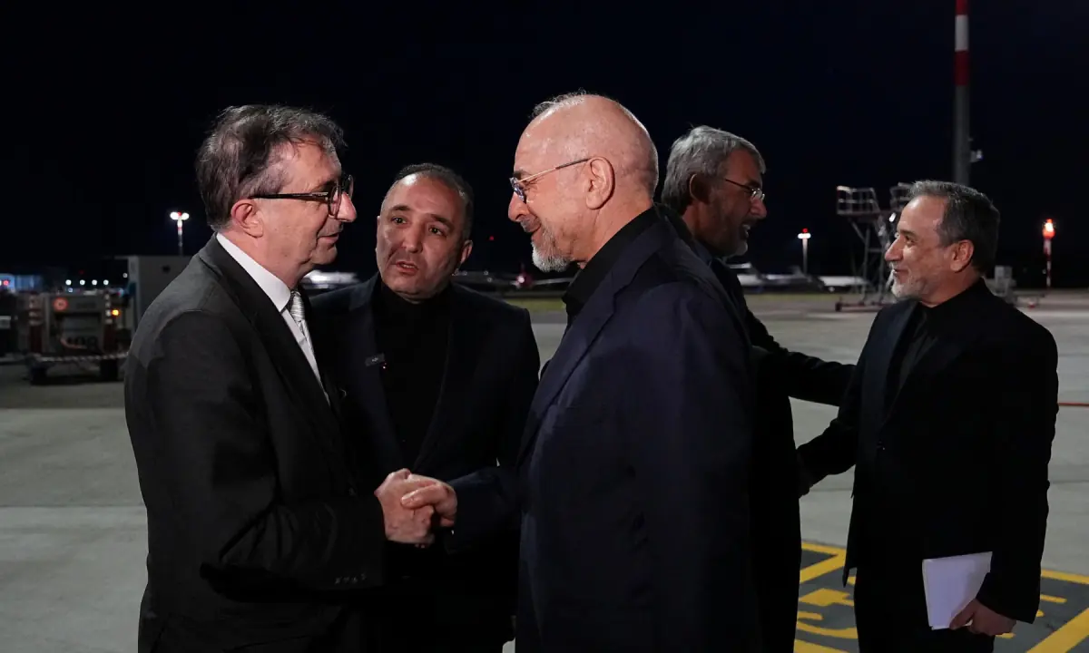 Iranian Parliament Speaker Mohammad Bagher Ghalibaf and Iran&rsquo;s Foreign Minister Abbas Araqchi arrive at Zurich Airport, in Zurich, Switzerland, June 20, 2026. ─ Reuters