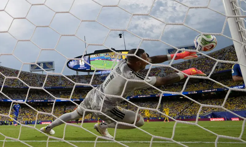 KANSAS CITY (Missouri): Curacao goalkeeper Eloy Room makes a save during the Group ‘E’ match against Ecuador at the Kansas City Stadium.—AFP
