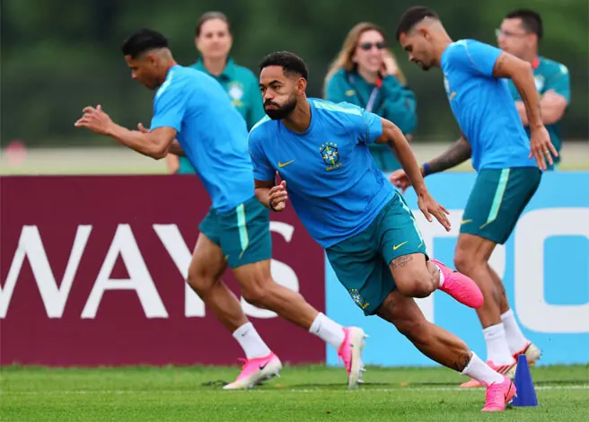 MORRISTOWN (New Jersey): Brazil’s Matheus Cunha (C) and team-mates undergo physical drills during a training session at the Columbia Park Training Facility.—Reuters