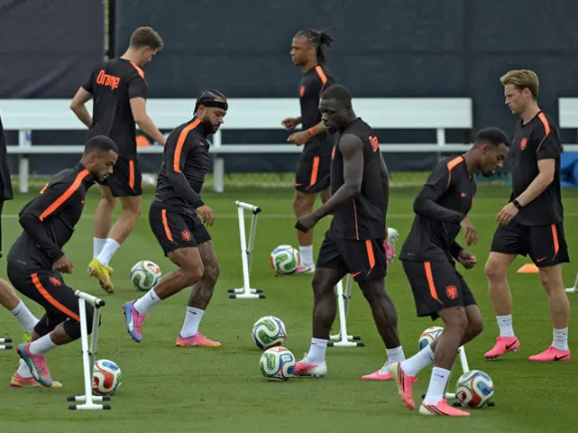  KANSAS CITY (Missouri): Players of the Netherlands in action during a practice session at the KC Current Training Facility on Wednesday.&mdash;AFP 