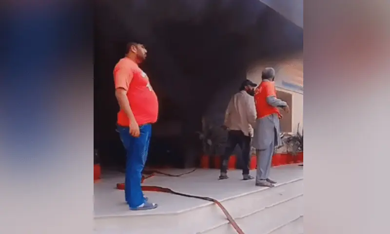 Fire at National Institute of Child Health Karachi causes extensive damage to ICU Fire at National Institute of Child Health Karachi causes extensive damage to ICU