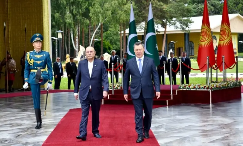 Pakistan, Kyrgyzstan reaffirm commitment to boosting bilateral ties, stress importance of deepening trade