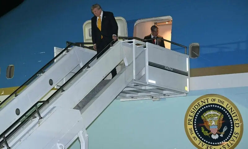 Trump flies old Air Force One out of Turkiye, switches to new jet in Britain for trip home