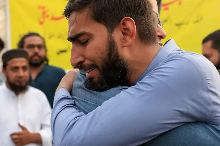 Funeral prayers in absentia held in Karachi for engineer of crashed cargo plane