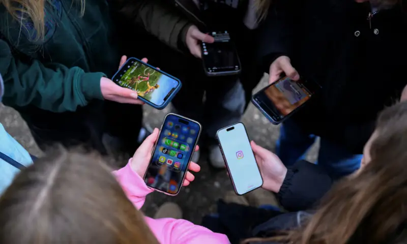 EU to limit children’s access to social media — gradually – World EU to limit children’s access to social media — gradually – World