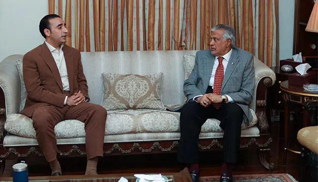 Islamabad: PPP chief Bilawal Bhutto-Zardari speaks to Deputy Prime Minister Ishaq Dar during a meeting at Aiwan-i-Sadr.—Dawn