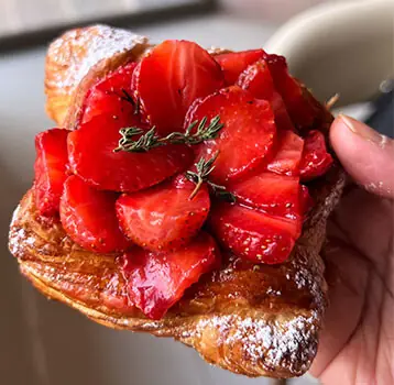 A simple fruit and custard pastry that pastry chefs fear is ‘too basic’ for Karachi