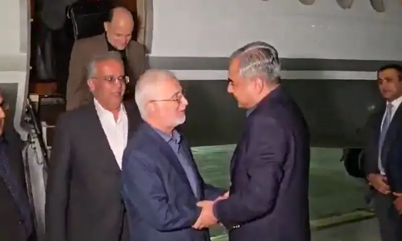 Iran's Interior Minister Eskandar Momeni arrives in Pakistan - Pakistan - DAWN.COM