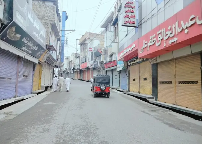 A view of the main Mingora Bazaar, Swat. — Dawn
