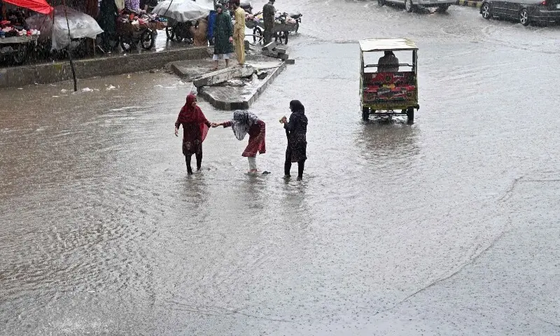 Chenab flood level eases from medium to low; PMD forecasts more rain in upper parts of Punjab from July 29